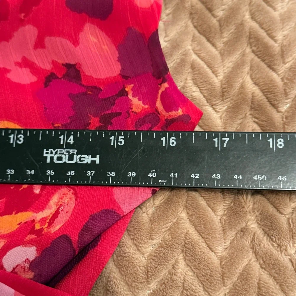 Express vibrant floral